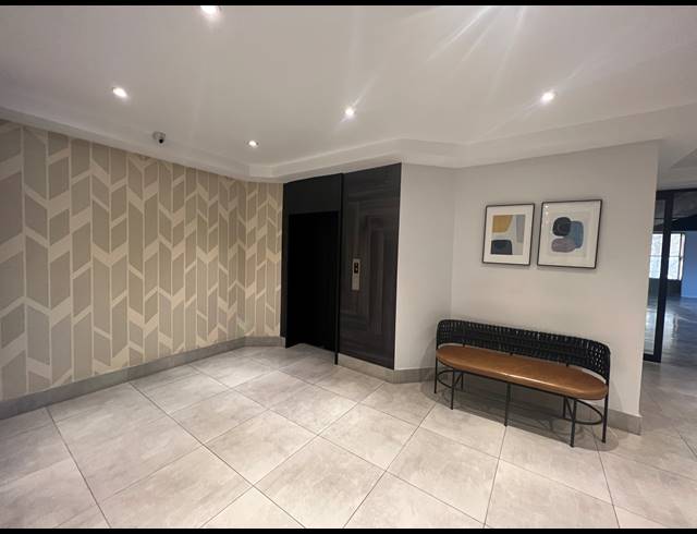 552M² OFFICE TO LET IN ROSEBANK